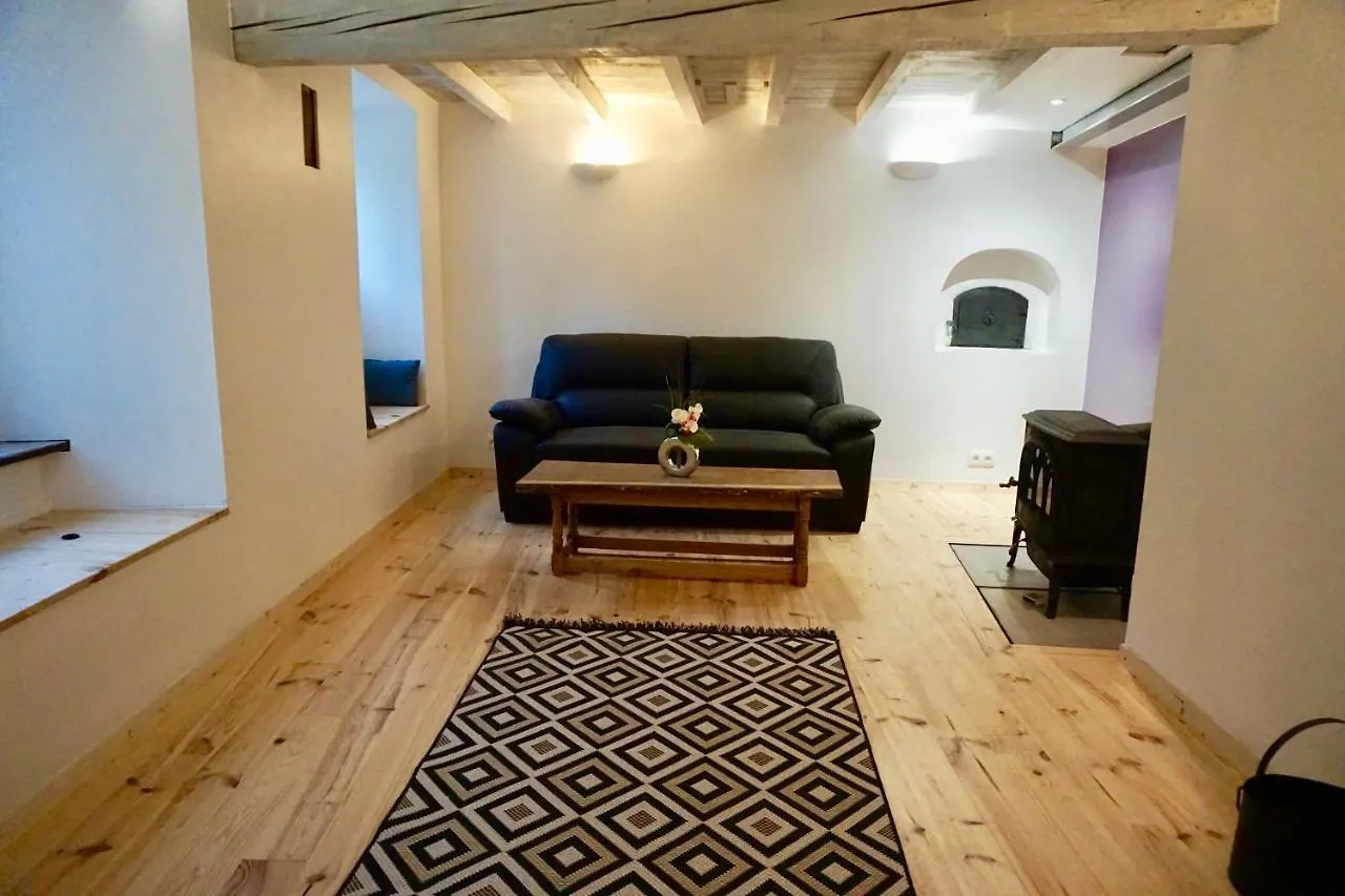 Villa Le Pidro - A Family House With Private Stream And Woodland à Castelnau-Durban France