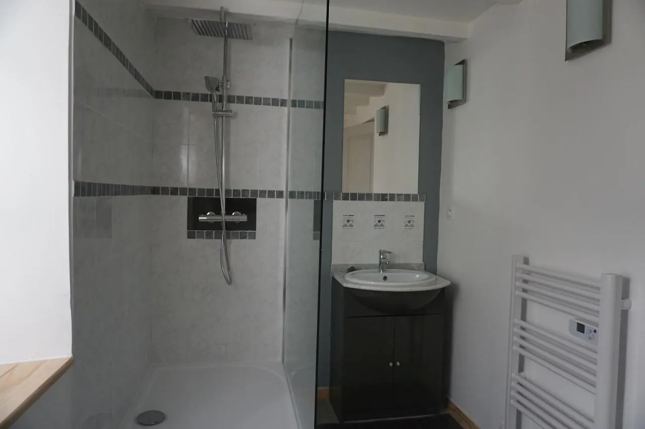 Villa Le Pidro - A Family House With Private Stream And Woodland à Castelnau-Durban 0*,  France