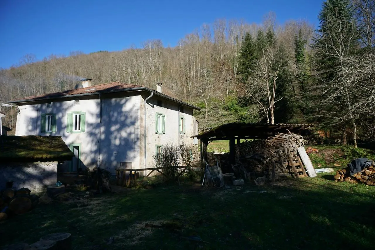 Villa Le Pidro - A Family House With Private Stream And Woodland à Castelnau-Durban Hébergement de vacances